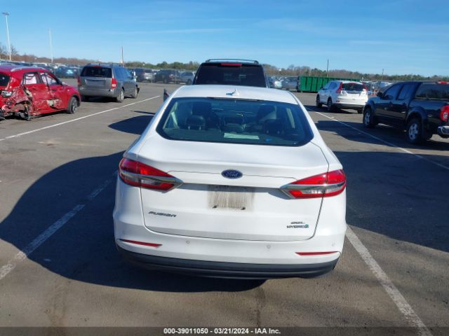 3FA6P0MU8KR125761 Ford Fusion Hybrid Sel