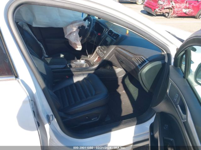 3FA6P0MU8KR125761 Ford Fusion Hybrid Sel