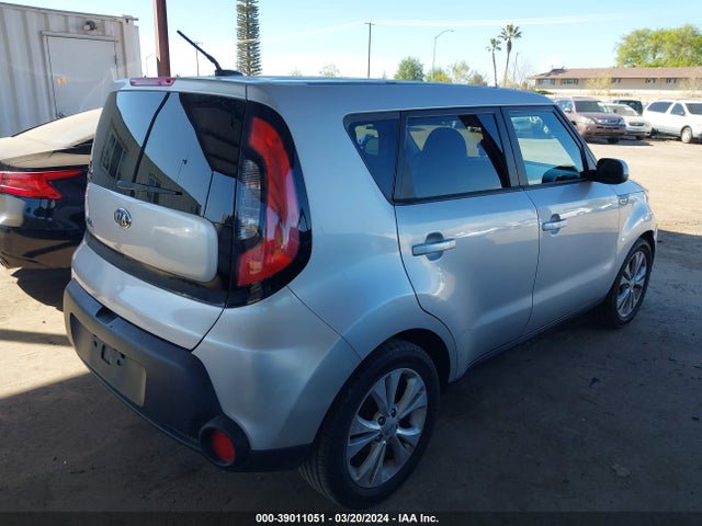 KIA SOUL + 2015 KNDJP3A54F7784971 Image 4