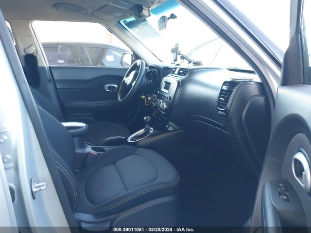 KIA SOUL + 2015 KNDJP3A54F7784971 Image 5