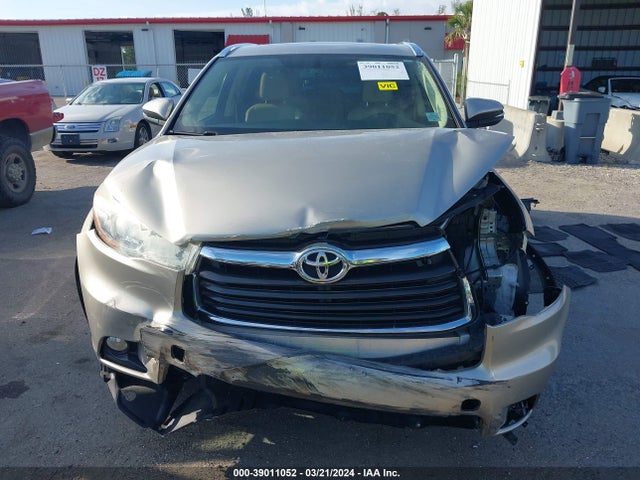 Toyota Highlander Xle V6 2016 5TDKKRFHXGS149690 Image 13