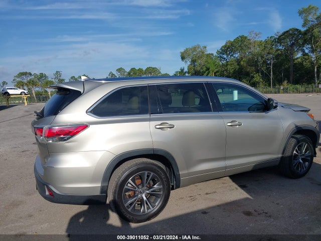 Toyota Highlander Xle V6 2016 5TDKKRFHXGS149690 Image 14