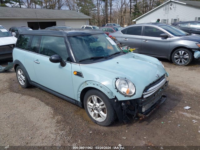 2013 MINI CLUBMAN WMWZF3C59DT490258 Photo 0