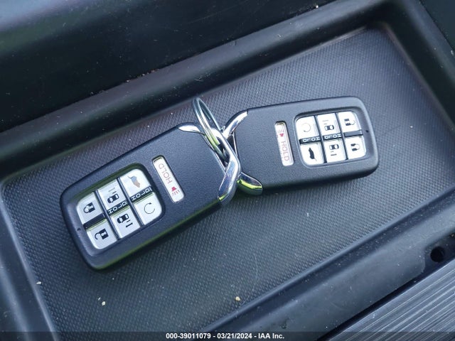 5FNRL6H7XPB032467 Honda Odyssey Sport