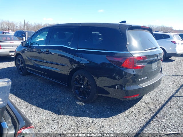 5FNRL6H7XPB032467 Honda Odyssey Sport