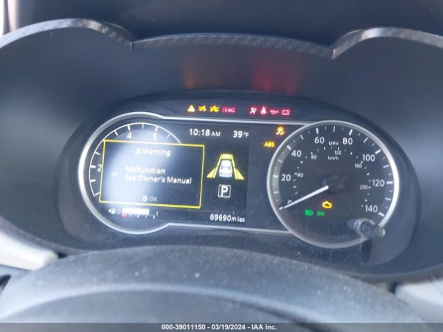 3N1CN8EV2ML839192 Nissan Versa Sv Xtronic Cvt