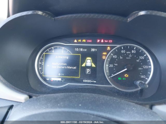 3N1CN8EV2ML839192 Nissan Versa Sv Xtronic Cvt