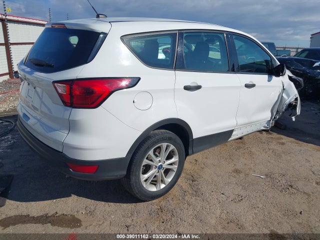 Ford ESCAPE S 2019 1FMCU0F7XKUA59103 Image 4
