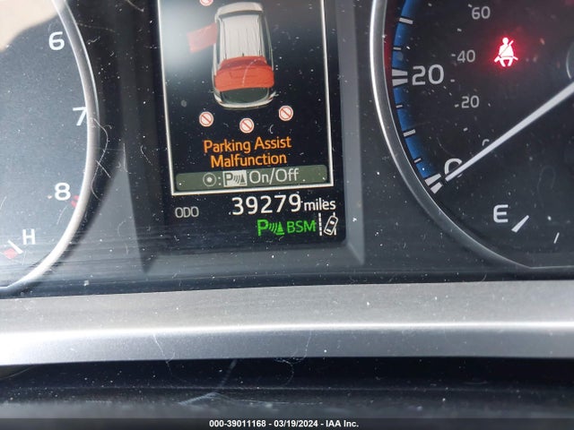 Toyota Rav4 Xle 2018 JTMWFREV9JJ175490 Image 14