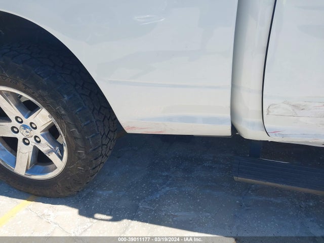 Продаж на аукціоні авто 2017 Ram 1500 Big Horn Quad Cab 4x4 6'4 Box, vin: 1C6RR7GT2HS693859, номер лоту: 39011177