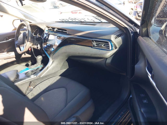 Toyota CAMRY LE 2020 4T1C11AK3LU890762 Image 5