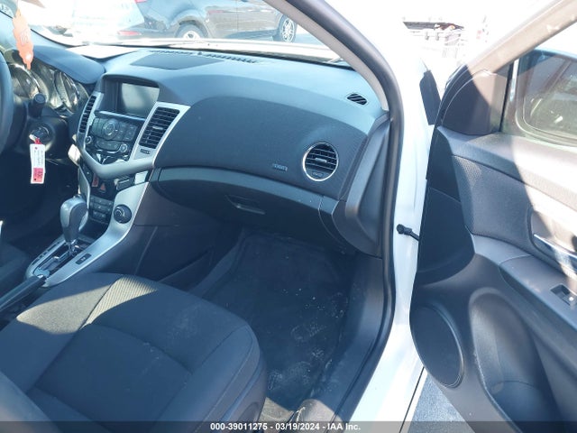 Chevrolet Cruze 1lt Auto 2015 1G1PC5SB7F7166476 Image 5
