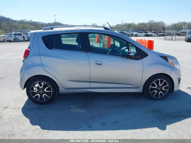 Chevrolet Spark 2lt Auto 2014 KL8CF6S98EC413065 Image 13