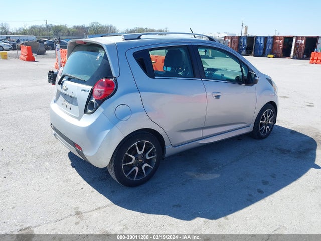 Chevrolet Spark 2lt Auto 2014 KL8CF6S98EC413065 Image 4