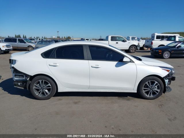 3KPF24AD4PE665319 KIA Forte Lxs