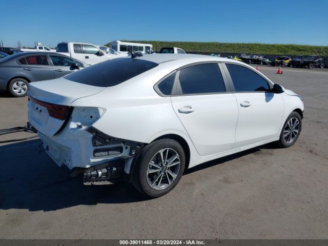 3KPF24AD4PE665319 KIA Forte Lxs