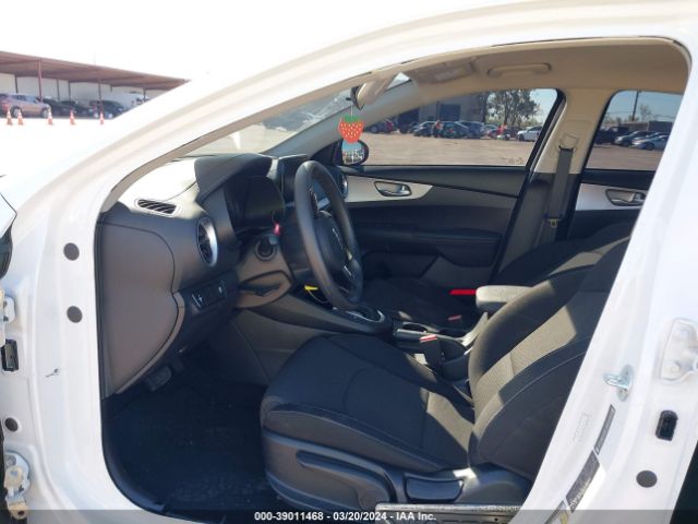 3KPF24AD4PE665319 KIA Forte Lxs