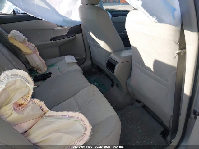 Toyota CAMRY LE 2016 4T4BF1FK3GR581875 Image 8