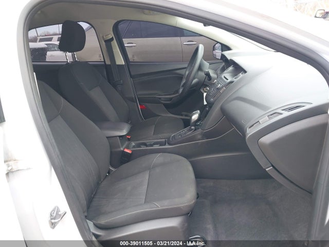 Ford FOCUS SE 2015 1FADP3F26FL286506 Image 5