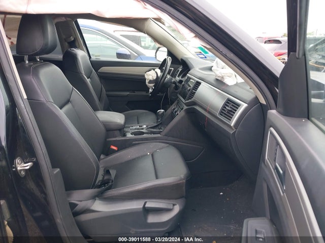 1V2CR2CA5JC572831 Volkswagen Atlas 3.6l V6 Se