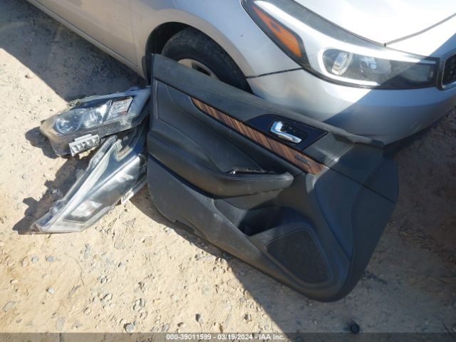 1N4AA6AP6GC409053 Nissan Maxima 3.5 Platinum