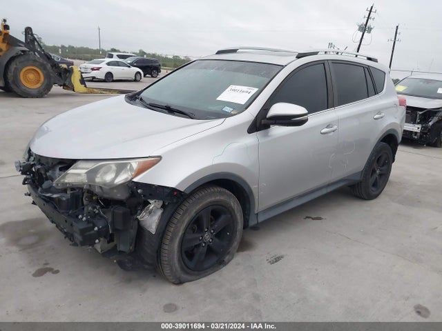 Toyota Rav4 Xle 2015 2T3WFREV0FW194860 Image 2