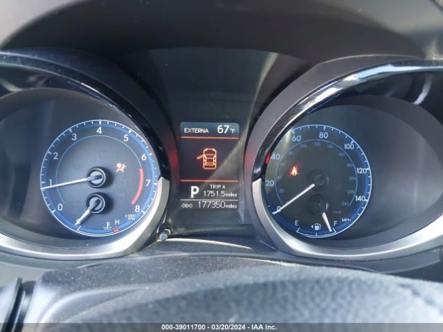 2T1BURHE8FC241417 Toyota Corolla S Plus