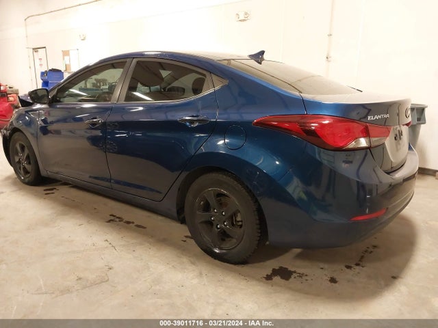 Hyundai ELANTRA SE 2015 5NPDH4AE5FH559728 Image 3
