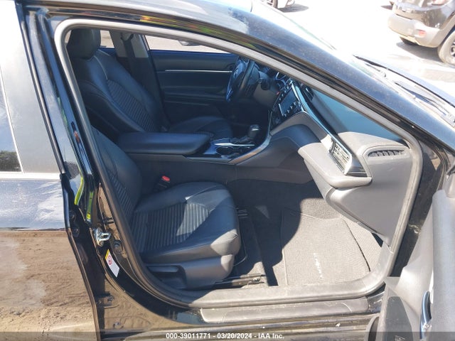 Toyota CAMRY SE 2018 4T1B11HK2JU622719 Image 5