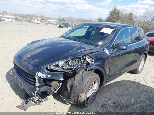 2018 PORSCHE CAYENNE WP1AA2A26JKA07505 Photo 1