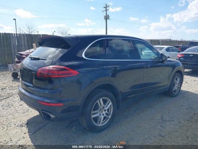 2018 PORSCHE CAYENNE WP1AA2A26JKA07505 Photo 3