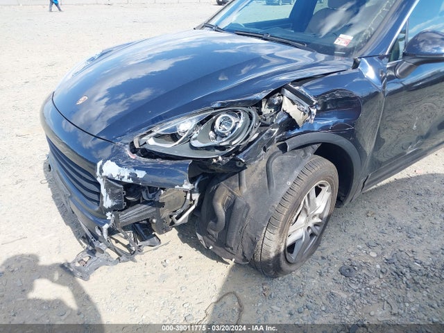 2018 PORSCHE CAYENNE WP1AA2A26JKA07505 Photo 5