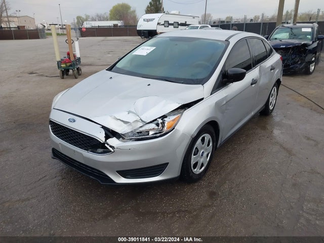Ford FOCUS S 2017 1FADP3E22HL341764 Image 2