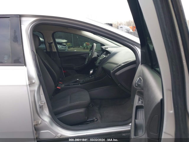 Ford FOCUS S 2017 1FADP3E22HL341764 Image 5