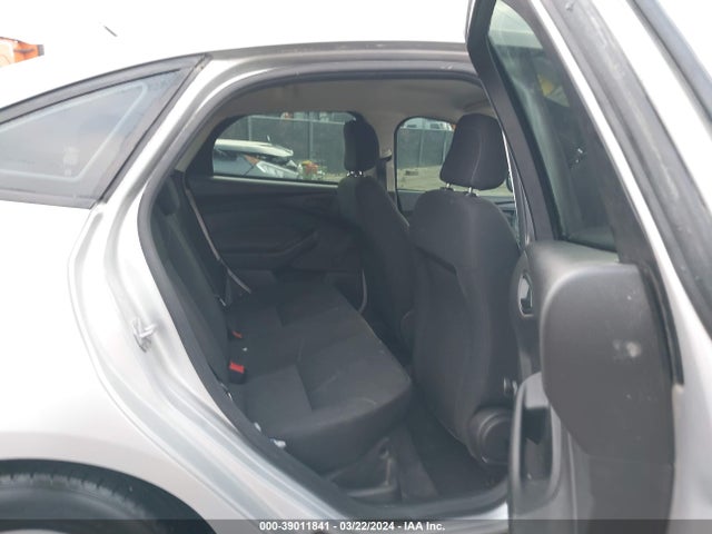 Ford FOCUS S 2017 1FADP3E22HL341764 Image 8