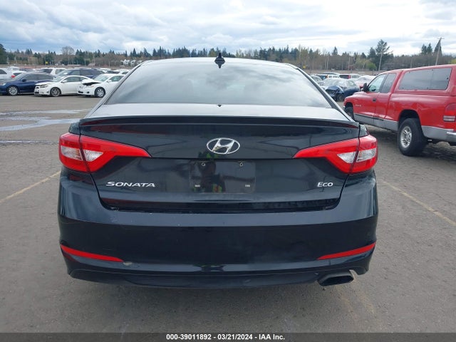 Hyundai SONATA ECO 2015 5NPE24AA2FH238636 Image 17