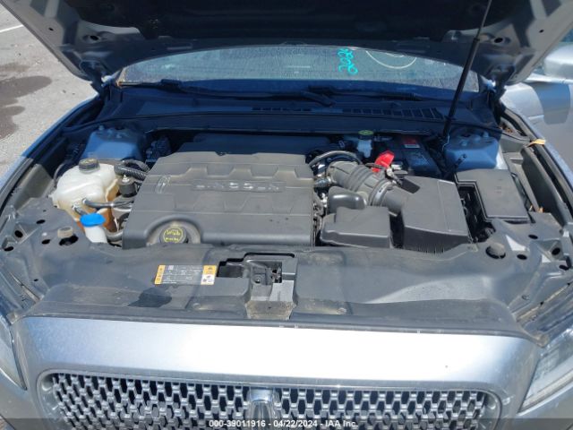 1LN6L9PK9L5603075 Lincoln Continental Standard