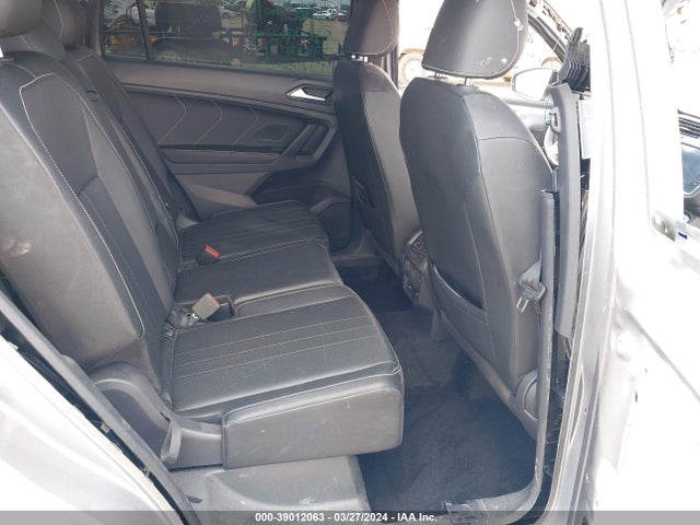 3VVCB7AX3PM034356 Volkswagen Tiguan 2.0t Se R-line Black