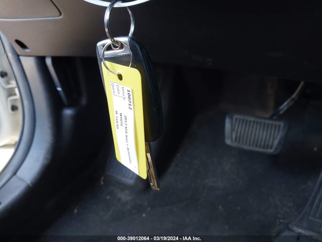 KIA SOUL + 2017 KNDJP3A56H7445096 Image 11