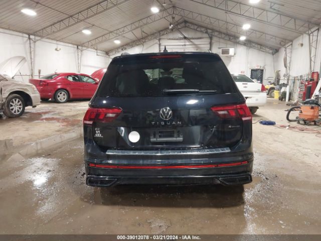 3VV8B7AX5PM019296 Volkswagen Tiguan 2.0t Se R-line Black