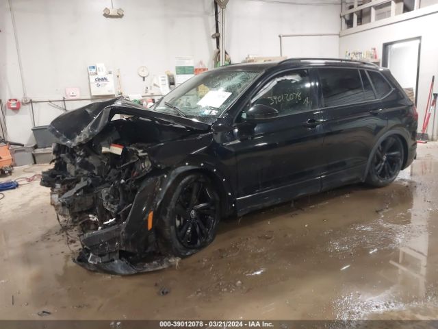 3VV8B7AX5PM019296 Volkswagen Tiguan 2.0t Se R-line Black
