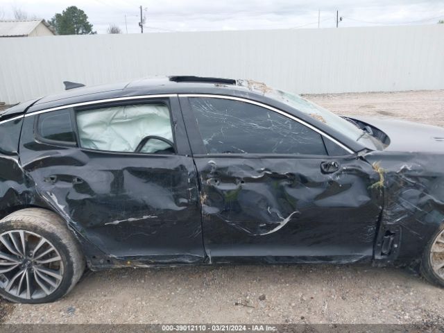 KNAE25LAXJ6011441 KIA Stinger Premium