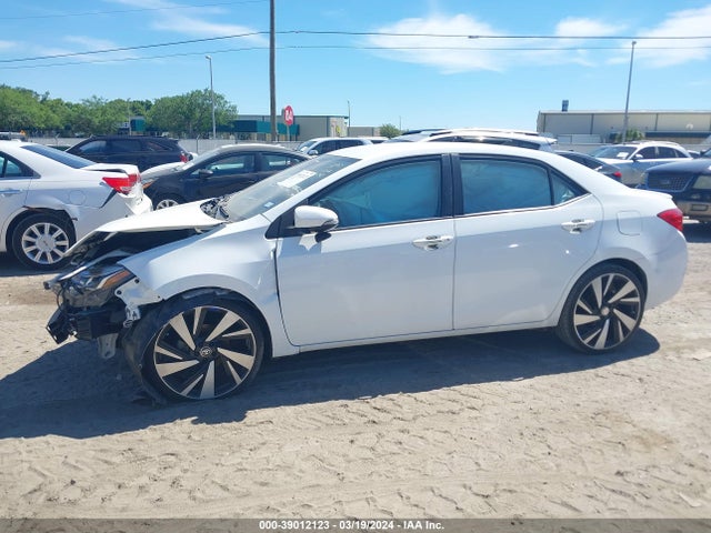 Toyota COROLLA SE 2019 5YFBURHE1KP933223 Image 14