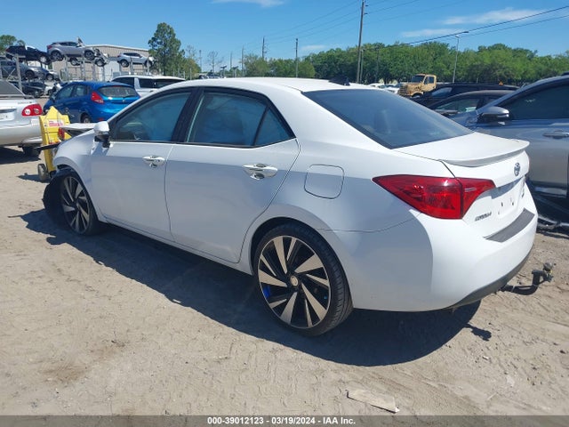 Toyota COROLLA SE 2019 5YFBURHE1KP933223 Image 3