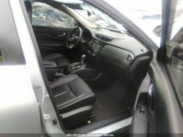 2018 NISSAN ROGUE JN8AT2MV3JW348911 Photo 4
