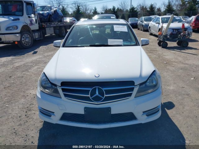 WDDGF8AB2ER315175 Mercedes-Benz C 300 Luxury 4matic/sport 4matic