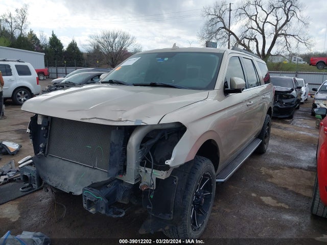 Ford Expedition Max Xlt 2018 1FMJK1JT0JEA07138 Image 2