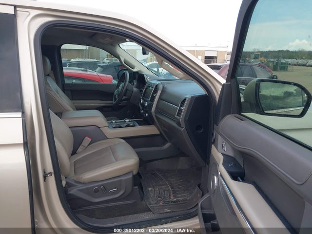 Ford Expedition Max Xlt 2018 1FMJK1JT0JEA07138 Image 5