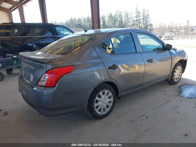 Nissan Versa 1.6 S+ 2018 3N1CN7AP8JL821440 Image 4