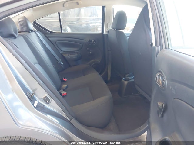 Nissan Versa 1.6 S+ 2018 3N1CN7AP8JL821440 Image 8